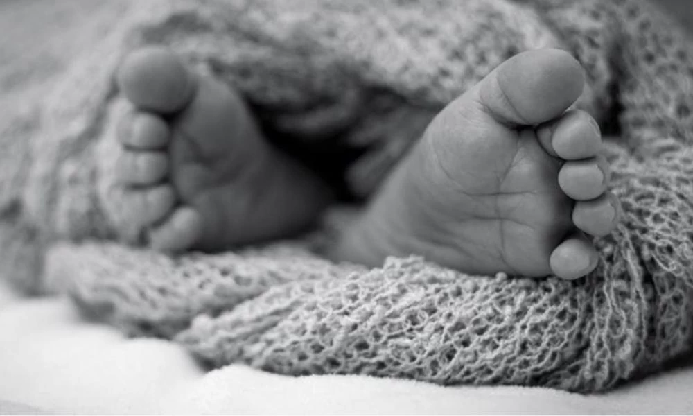 Βρέφος αποκεφαλίστηκε από μαιευτήρες κατά τον τοκετό